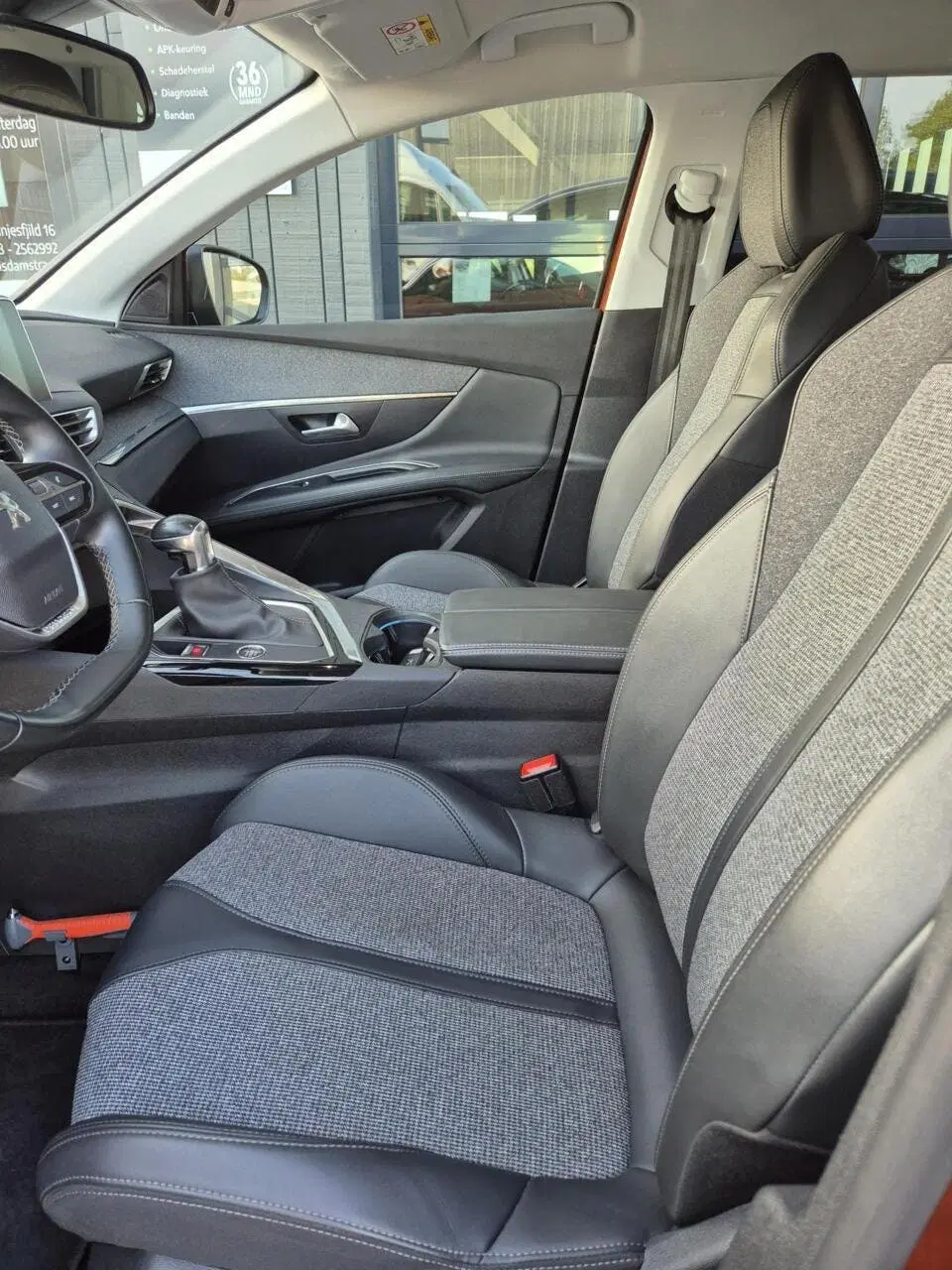 Peugeot 3008 1.2 PureTech Blue Lease Premium uit 2020, foto 7