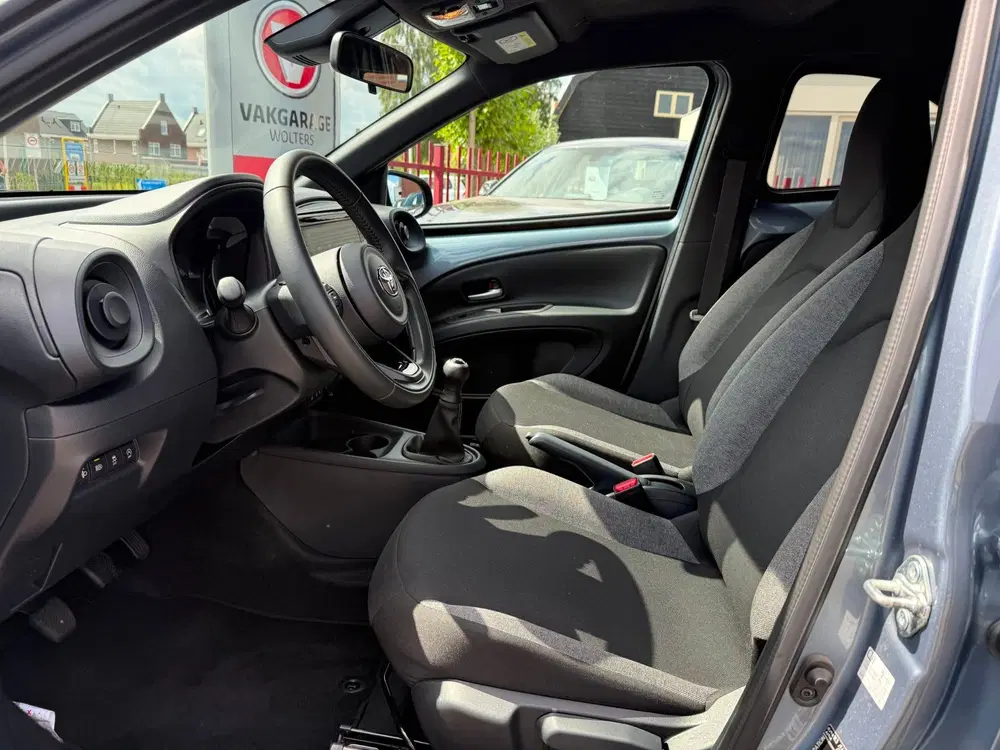 Toyota Aygo X 1.0 VVT-i MT Pulse RIJKLAARPRIJS uit 2025, foto 12