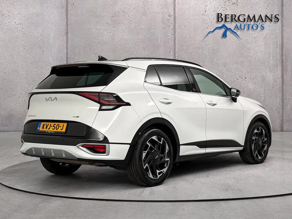 Kia Sportage uit 2022, foto 2