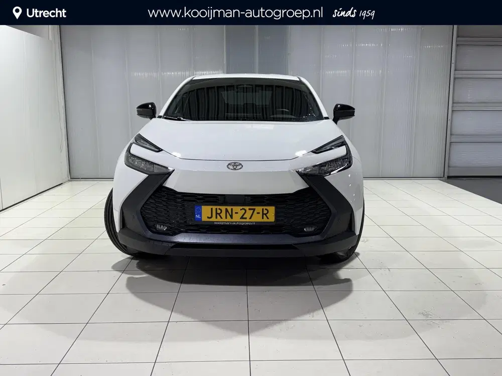 Toyota C-HR 2.0 Plug-in Hybrid 220 Dynamic Apple carpl uit 2025