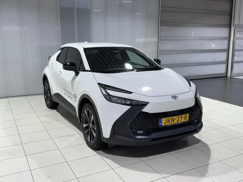 Toyota C-HR 2.0 Plug-in Hybrid 220 Dynamic Apple carpl uit 2025, foto 6
