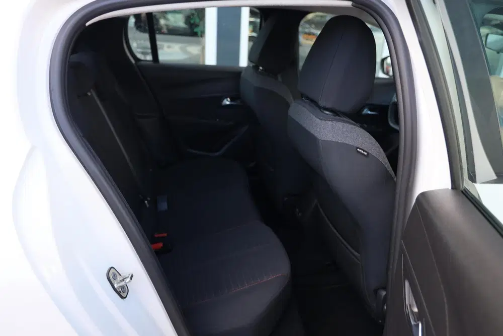 Peugeot 208 EV Active Pack 50 kWh uit 2022, foto 13
