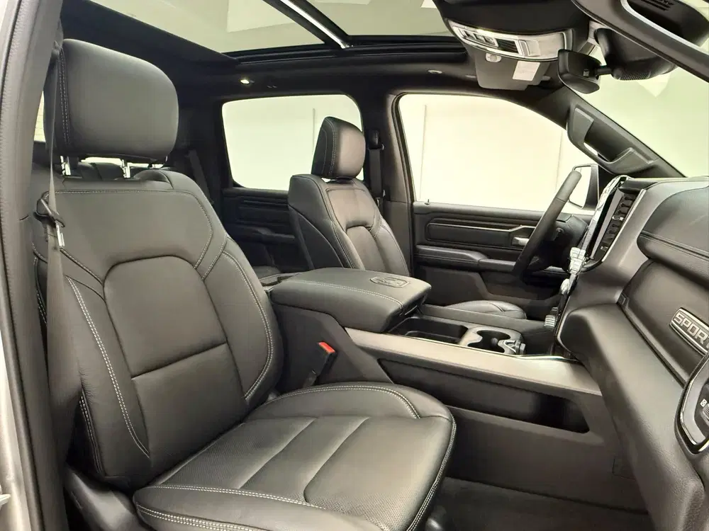 Ram 1500 5.7 V8 4x4 Crew Cab Sport Widebody Backfli uit 2024, foto 10