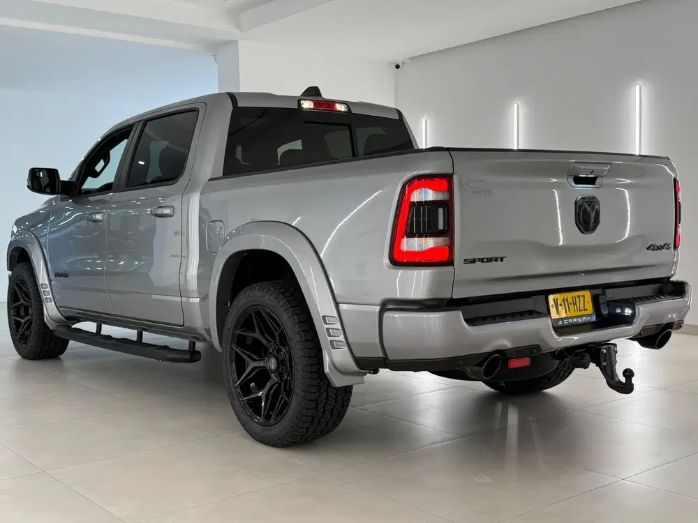 Ram 1500 5.7 V8 4x4 Crew Cab Sport Widebody Backfli uit 2024, foto 14