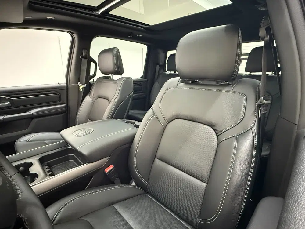 Ram 1500 5.7 V8 4x4 Crew Cab Sport Widebody Backfli uit 2024, foto 5