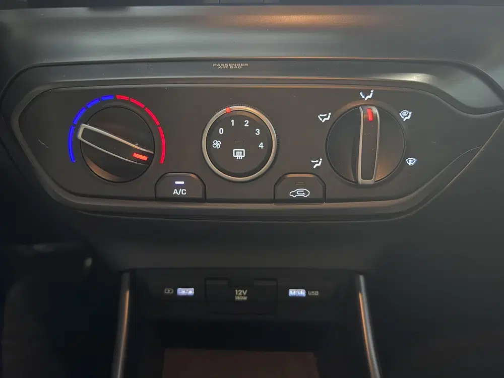Hyundai i20 1.2 MPI Comfort Stuur en Stoel verwarming uit 2021, foto 12