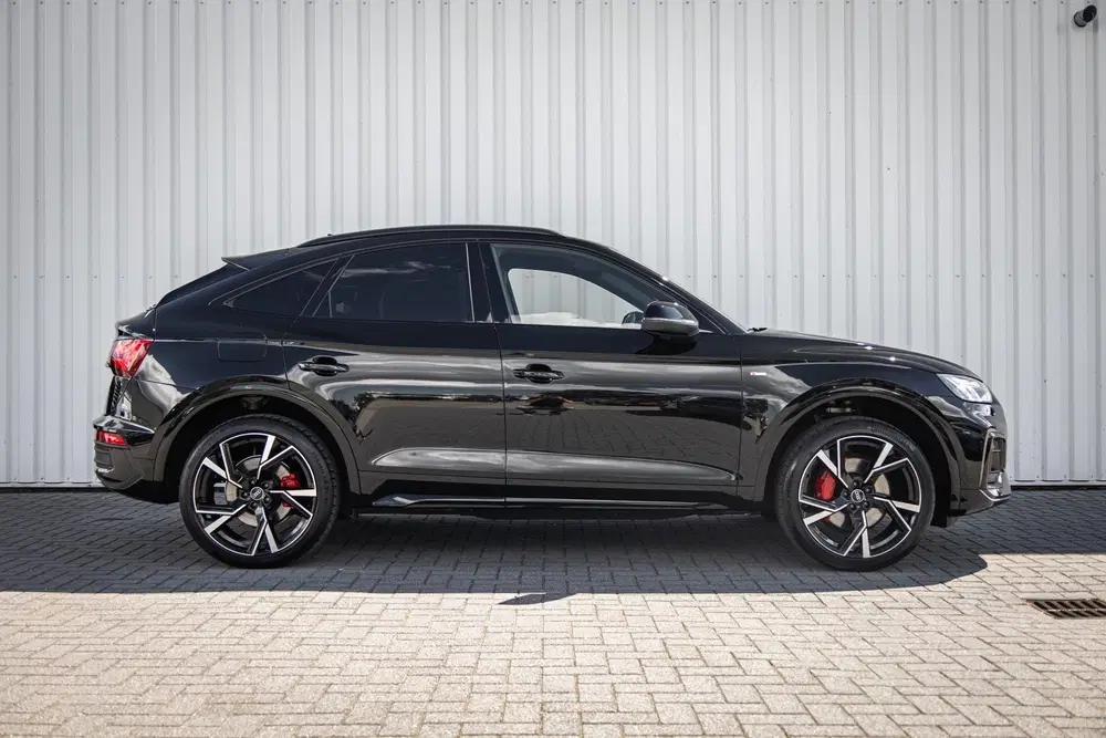 Audi Q5 55 TFSI e 367pk S edition uit 2022, foto 3