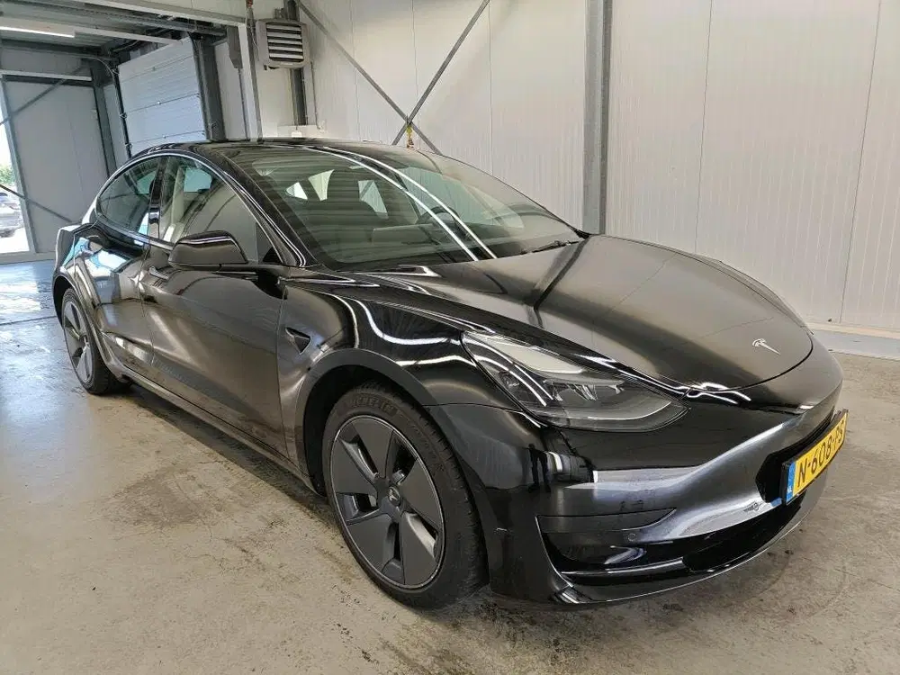 Tesla Model 3 Standard RWD Plus 90.6% SoH FACELIFT [ LFP uit 2021, foto 3