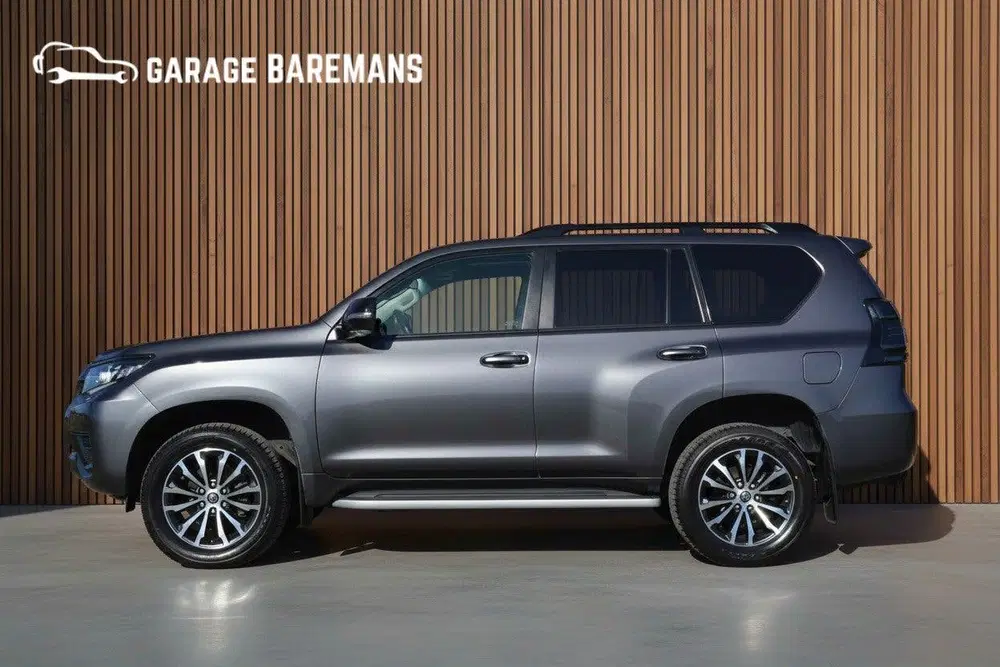 Toyota Land Cruiser 2.8 D-4D-F Executive Window Van uit 2022, foto 4