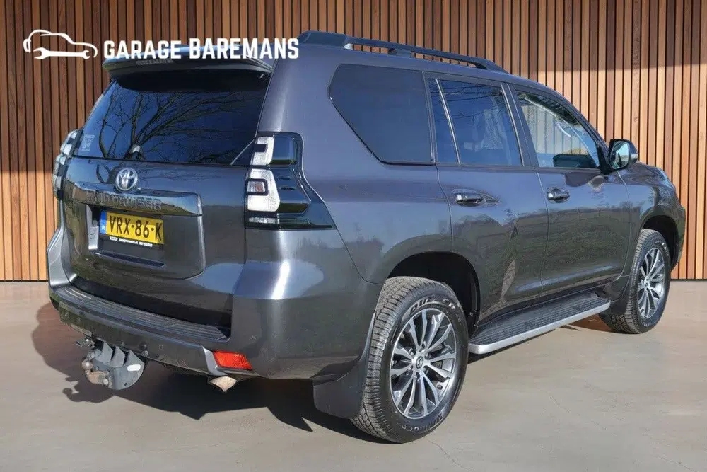 Toyota Land Cruiser 2.8 D-4D-F Executive Window Van uit 2022, foto 7