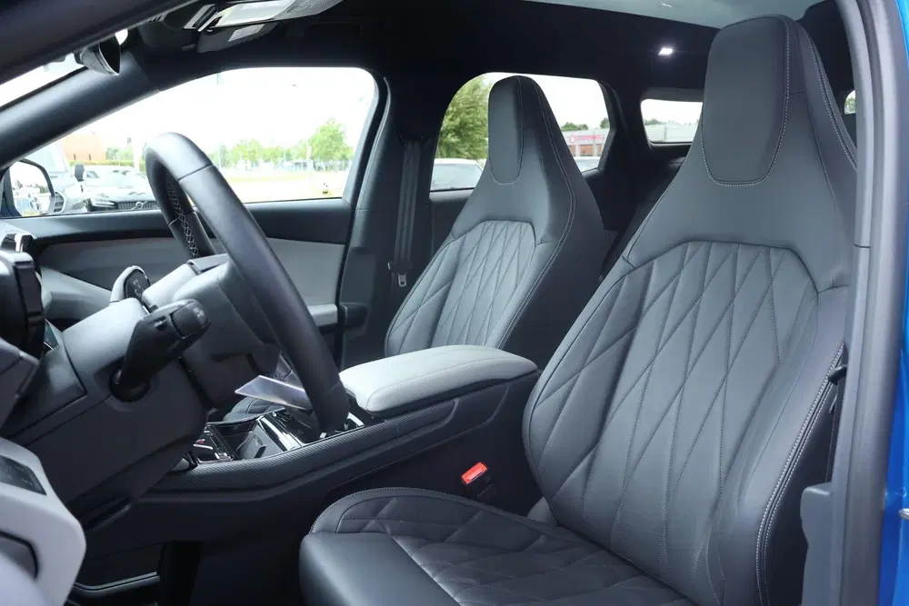 Ford Explorer Premium Extended Range RWD 77 kWh uit 2025, foto 9