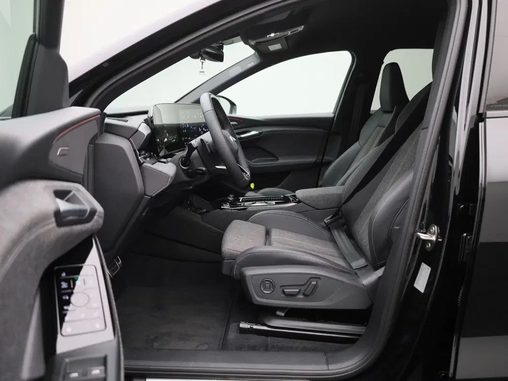 Audi Q6 e-tron S edition 100 kWh uit 2026, foto 11