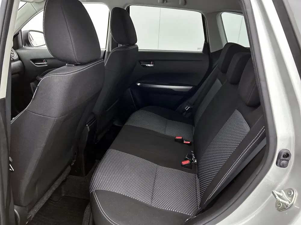 Suzuki Vitara 1.4 Boosterjet Select Smart Hybrid AllGrip uit 2023, foto 4
