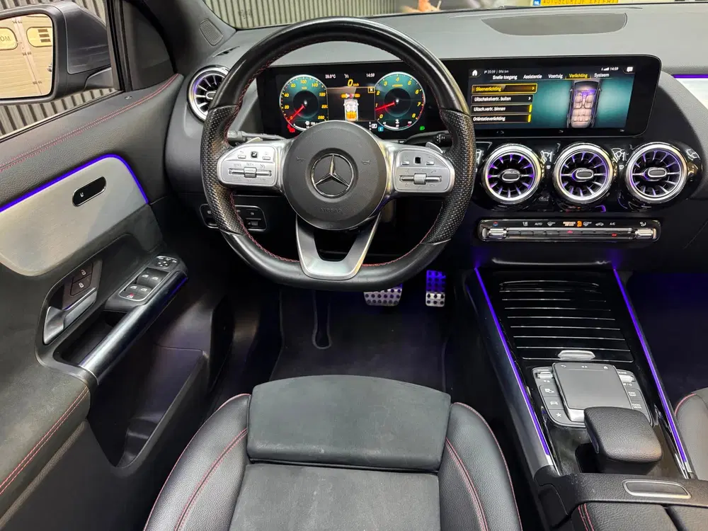 Mercedes-Benz GLA 250 4MATIC AMG Line 2021 GRIJS PANO uit 2021, foto 7