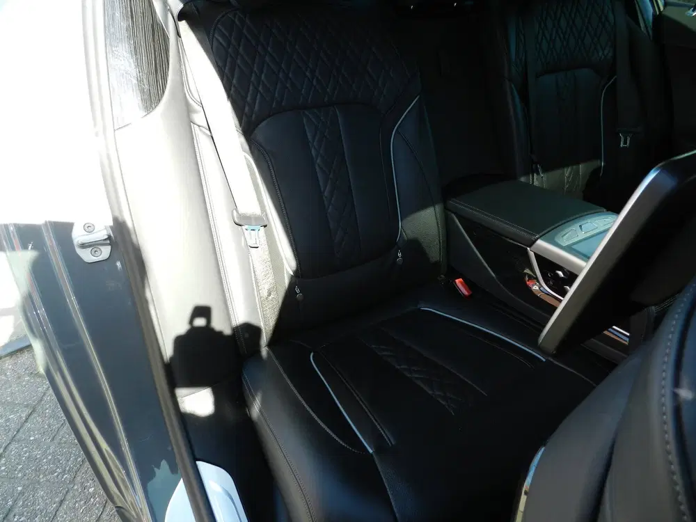 BMW 7-serie 730d High Executive Bom Vol uit 2021, foto 15