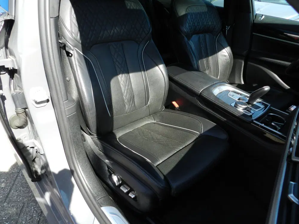 BMW 7-serie 730d High Executive Bom Vol uit 2021, foto 9