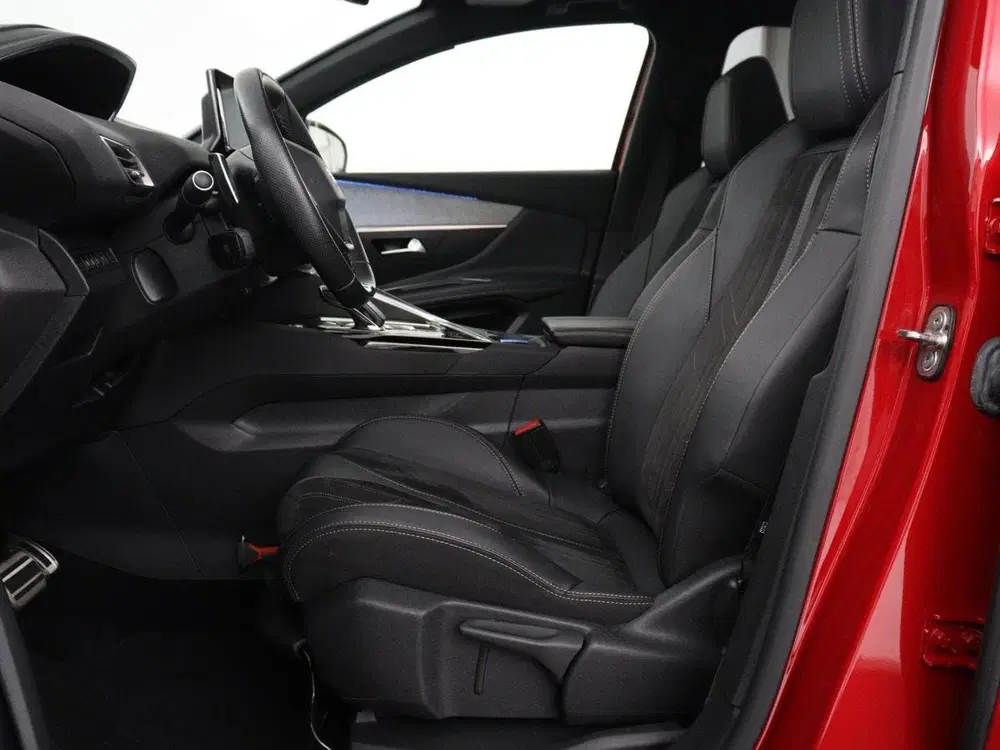 Peugeot 3008 1.6 HYbrid4 300 GT Pack Business uit 2023, foto 5