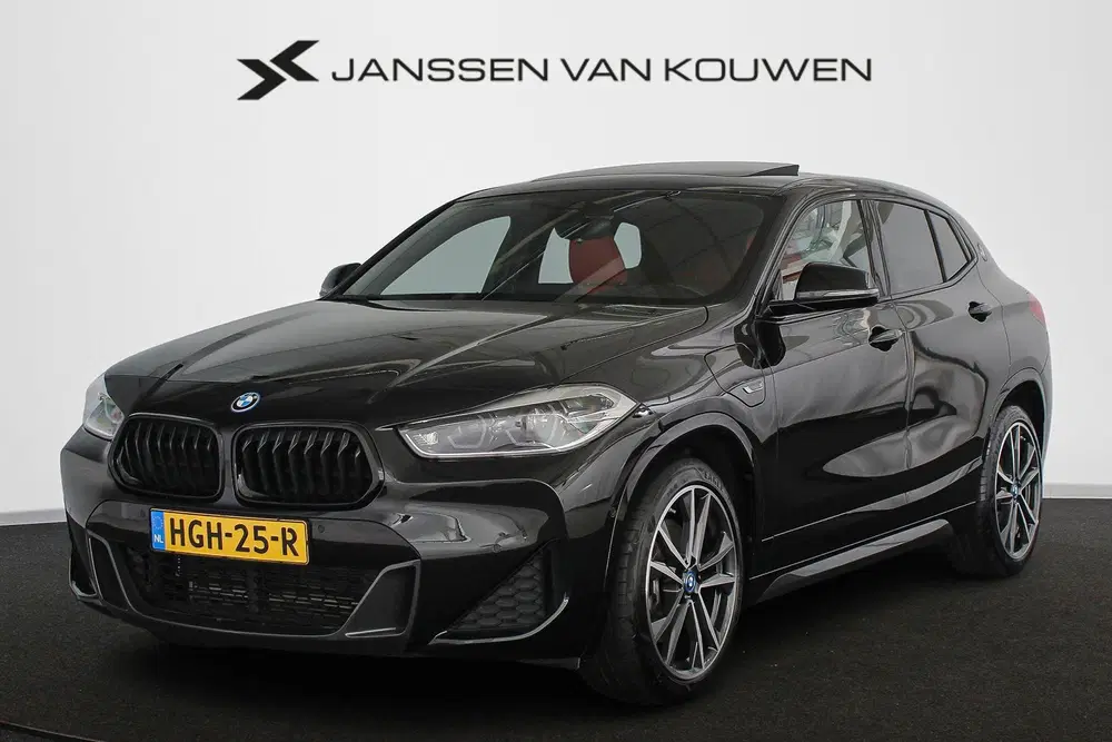 BMW X2 xDrive25e High Executive M Sport Panoramad uit 2021