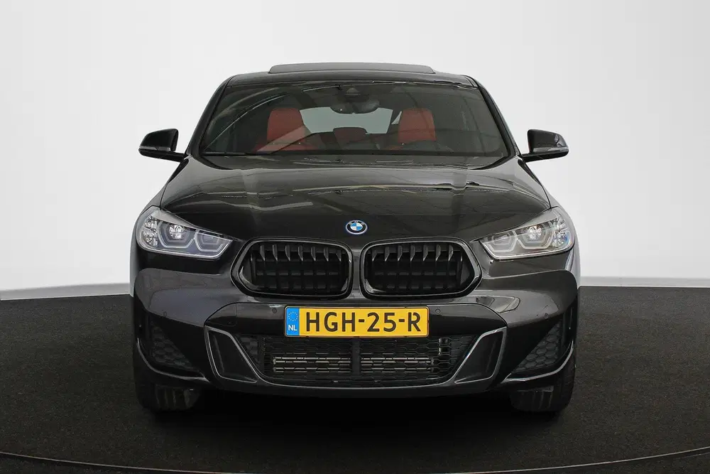 BMW X2 xDrive25e High Executive M Sport Panoramad uit 2021, foto 14
