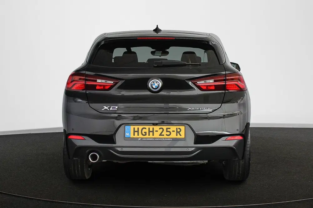 BMW X2 xDrive25e High Executive M Sport Panoramad uit 2021, foto 15
