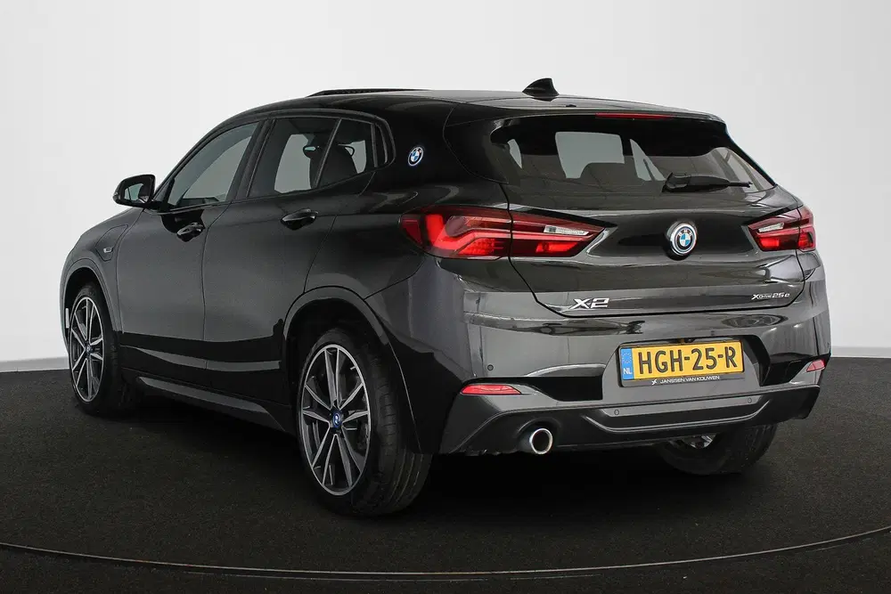 BMW X2 xDrive25e High Executive M Sport Panoramad uit 2021, foto 4