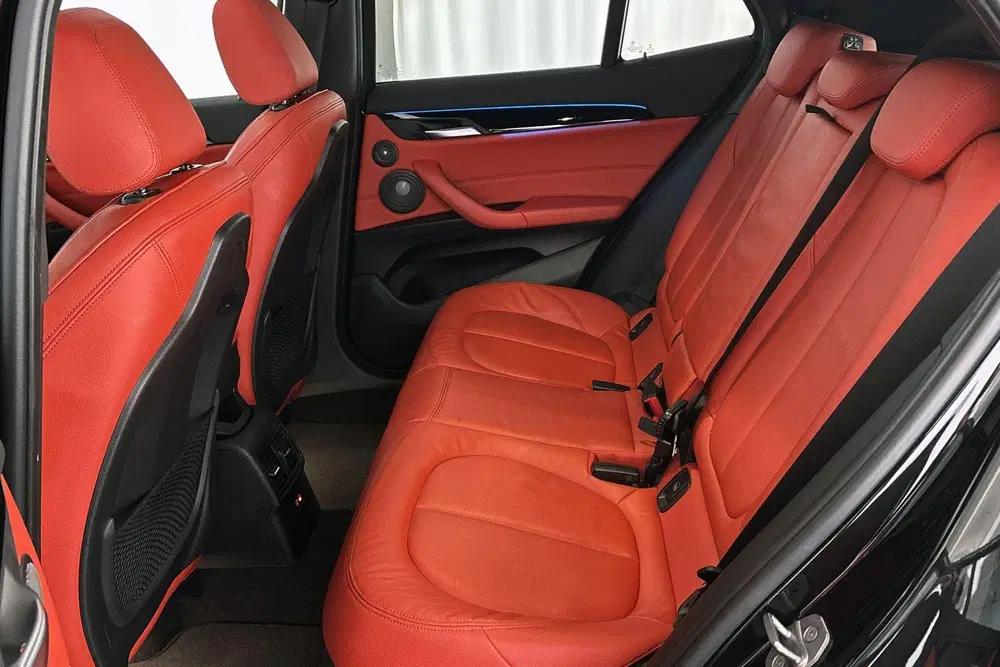 BMW X2 xDrive25e High Executive M Sport Panoramad uit 2021, foto 9