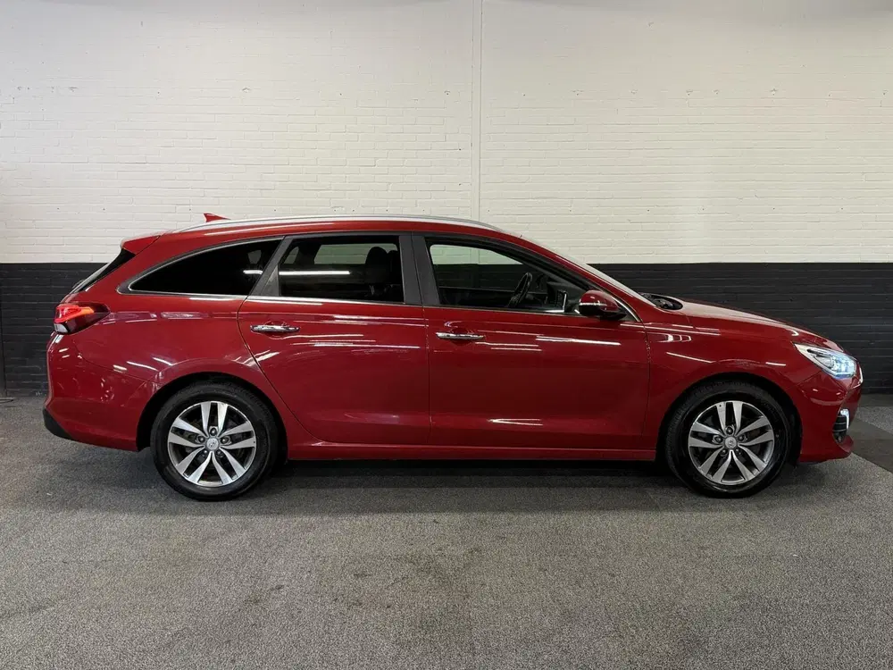 Hyundai i30 1.0 T-GDI Premium uit 2019, foto 6