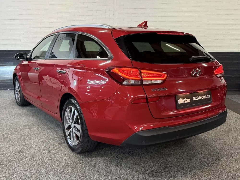 Hyundai i30 1.0 T-GDI Premium uit 2019, foto 9
