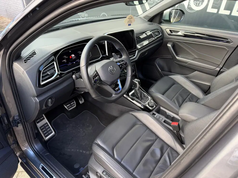 Volkswagen T-Roc 2.0 TSI R uit 2022, foto 11