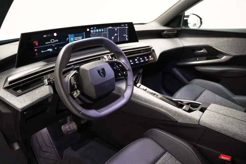 Peugeot 3008 Allure 73 kWh [ Navi Apple uit 2025, foto 14