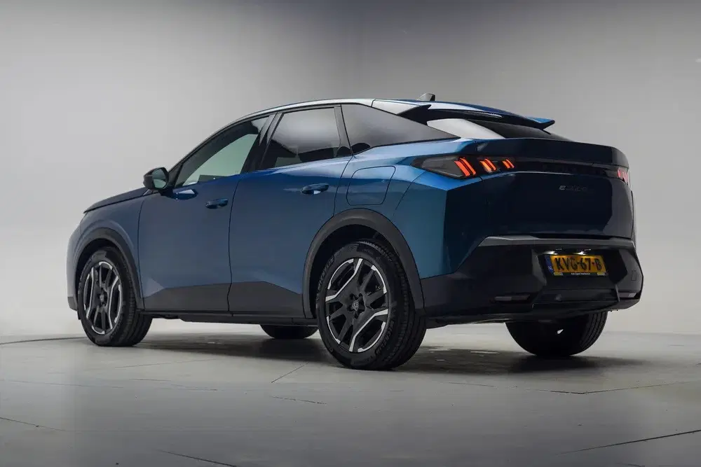 Peugeot 3008 Allure 73 kWh [ Navi Apple uit 2025, foto 3