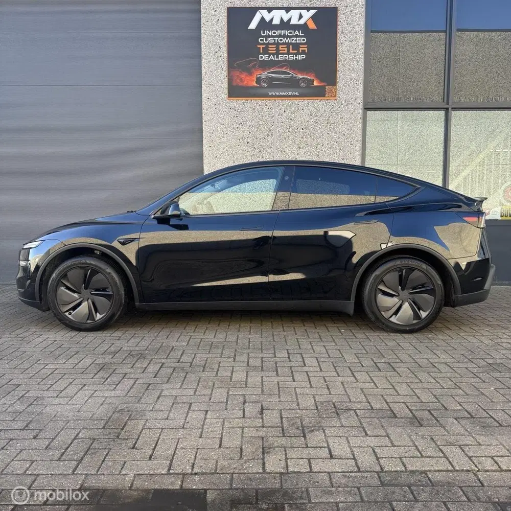 Tesla Model Y Juniper LFP PREMIUM + IAP + SOH 99% uit 2025, foto 6