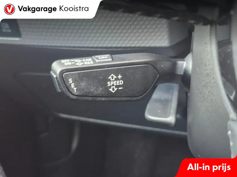 Audi A1 S-Line uit 2019, foto 14