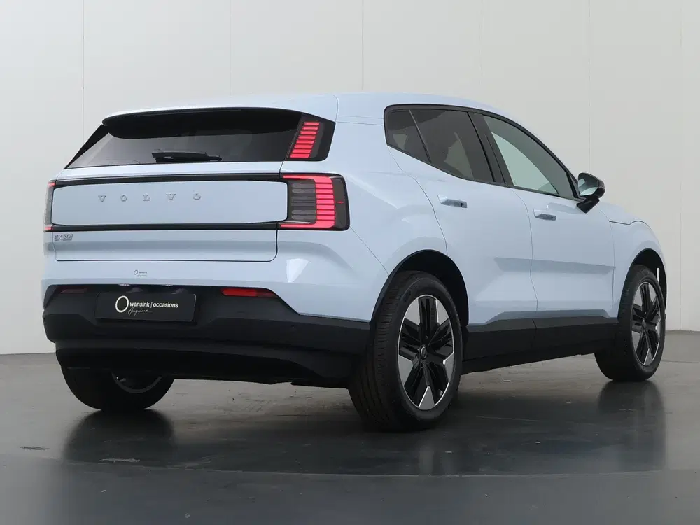 Volvo EX30 P5 Plus 51 kWh uit 2025, foto 2