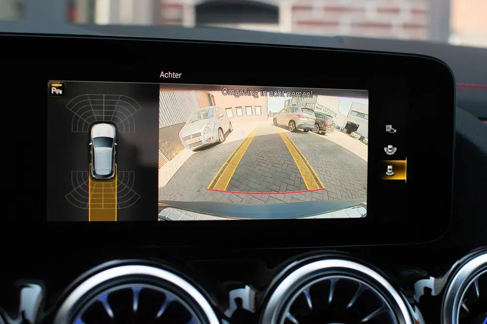 Mercedes-Benz EQA 250+ AMG Line 71 kWh uit 2023, foto 13