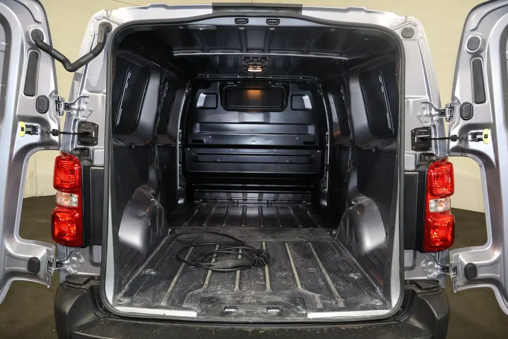Opel Vivaro L3 75 kWh Airco Navigatie (bj 2025) uit 2025, foto 2