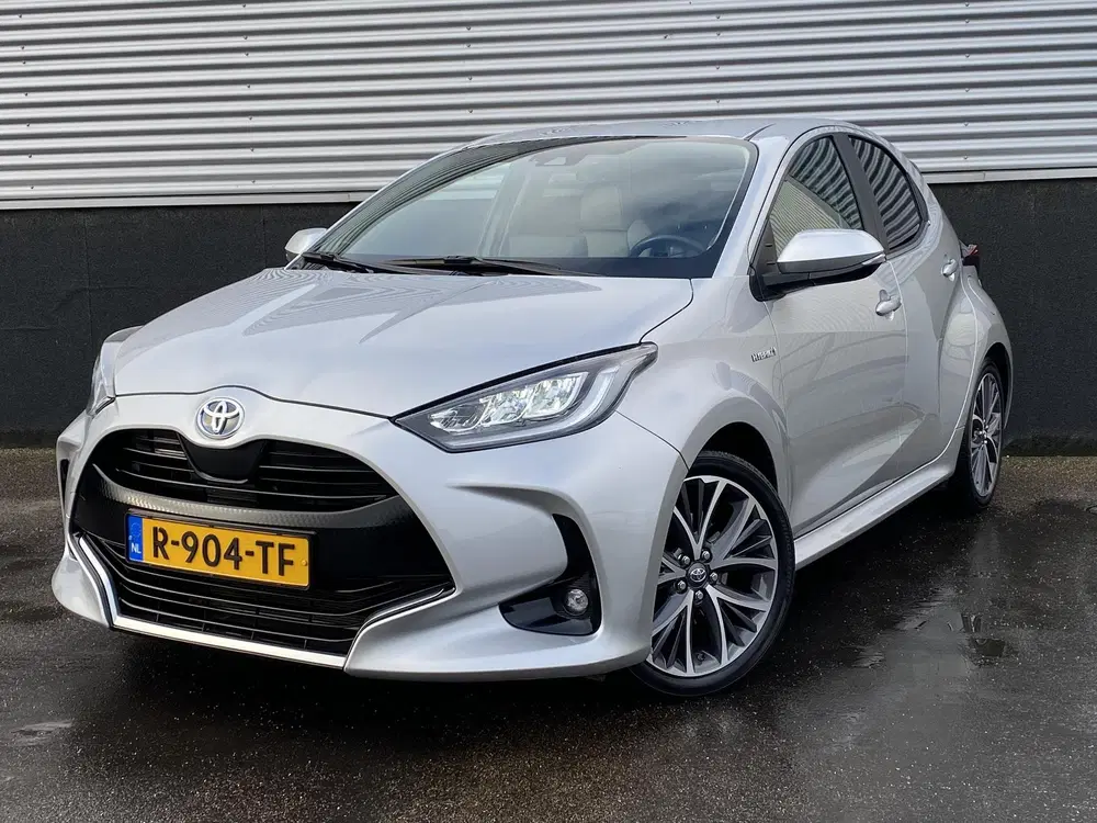Toyota Yaris 1.5 Hybrid Launch Edition Navigatie APple uit 2021, foto 2