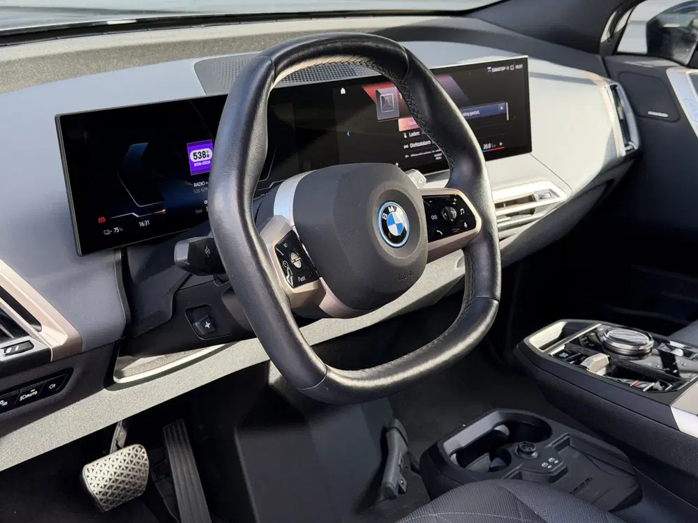 BMW iX xDrive40 Executive 77 kWh uit 2023, foto 5