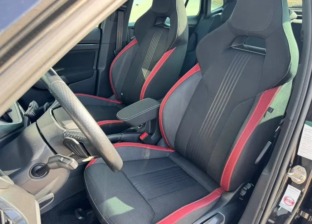 Skoda Kamiq 1.0 TSI Monte carlo uit 2023, foto 10