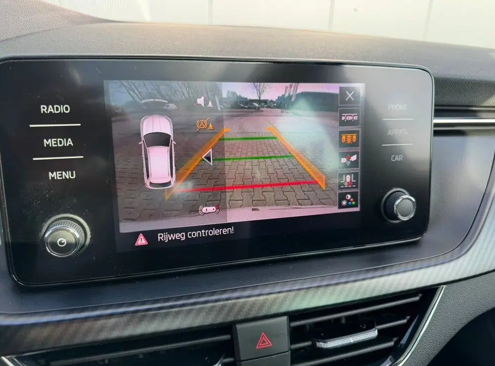 Skoda Kamiq 1.0 TSI Monte carlo uit 2023, foto 14