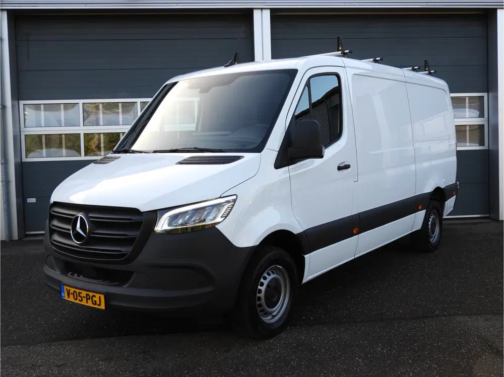 Mercedes-Benz Sprinter 317 1.9 CDI L2H1 RWD AUT uit 2024