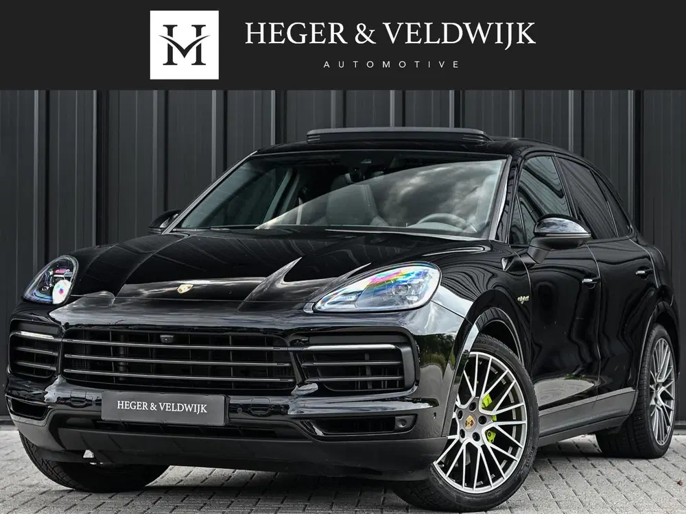 Porsche Cayenne 3.0 E-Hybrid Platinum Edition uit 2022