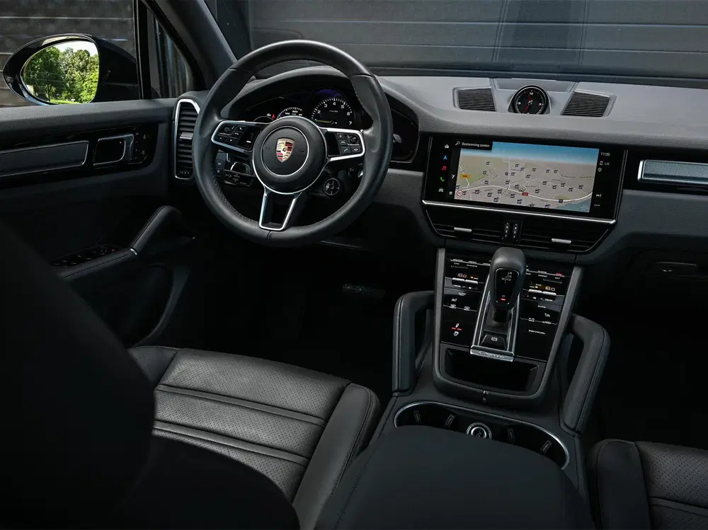 Porsche Cayenne 3.0 E-Hybrid Platinum Edition uit 2022, foto 10