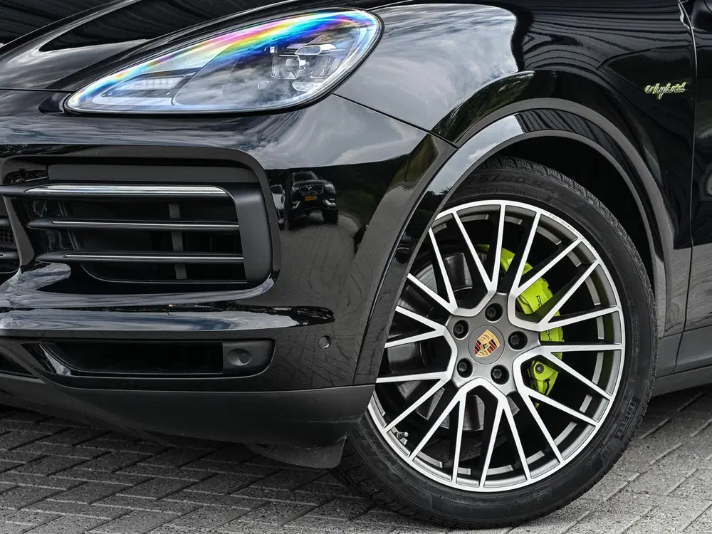Porsche Cayenne 3.0 E-Hybrid Platinum Edition uit 2022, foto 8