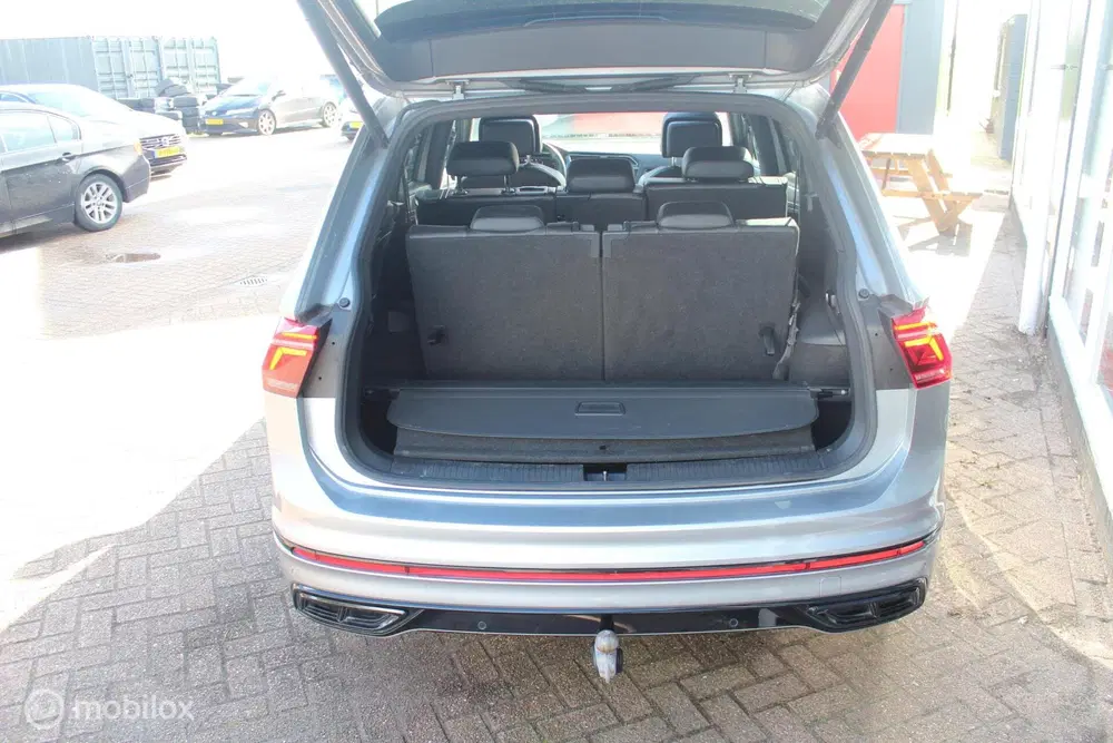 Volkswagen Tiguan Allspace 1.5 TSI 7P 3XR-Line Full Options uit 2022, foto 10