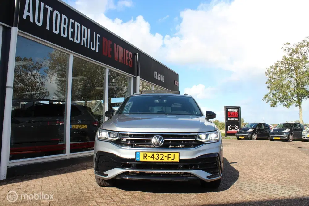 Volkswagen Tiguan Allspace 1.5 TSI 7P 3XR-Line Full Options uit 2022, foto 4