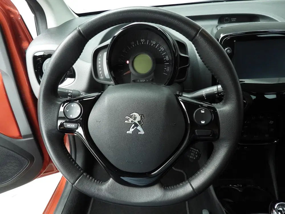 Peugeot 108 1.0 e-VTi Allure uit 2020, foto 10