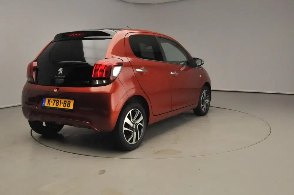 Peugeot 108 1.0 e-VTi Allure uit 2020, foto 2
