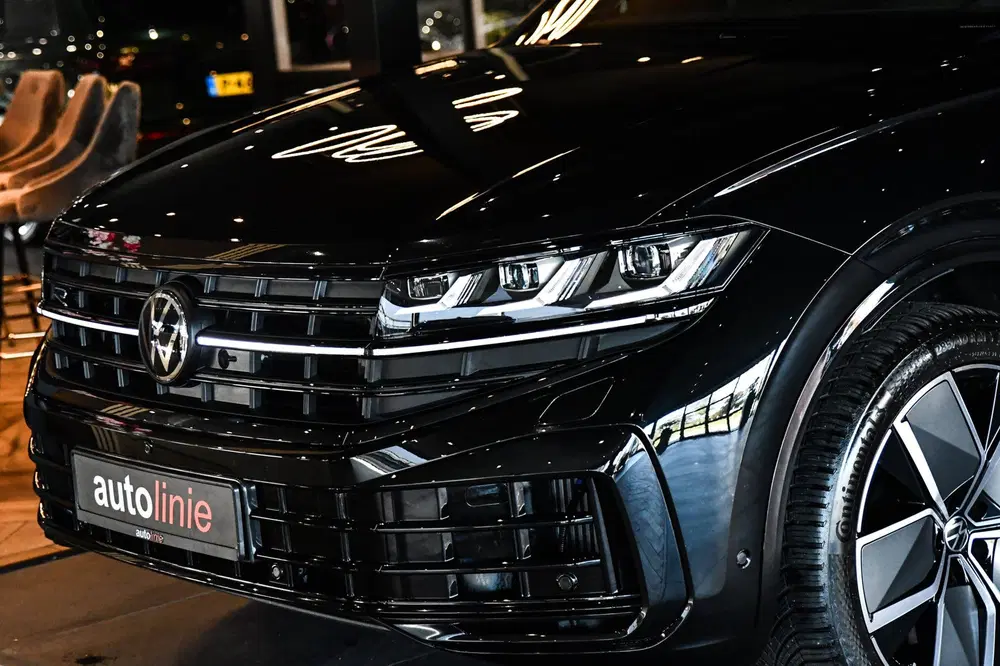 Volkswagen Touareg 3.0 TSi eHybrid 4MOTION R-Line uit 2023, foto 7