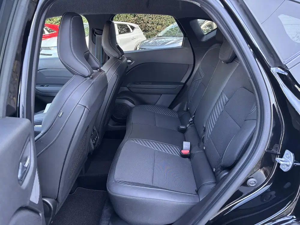Renault Captur 1.6 E-Tech full hybrid 145 esprit Alpine uit 2025, foto 8